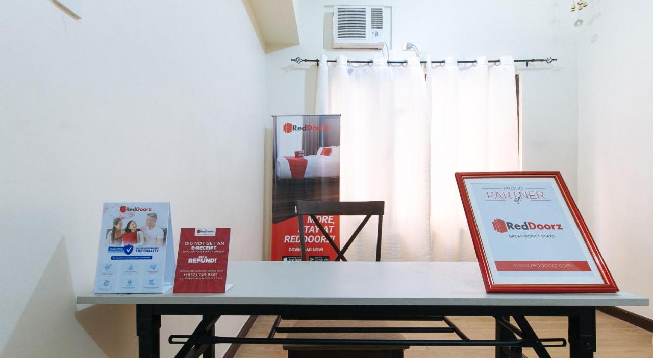 Reddoorz Plus @ A Rita Street San Juan San Juan  Luaran gambar