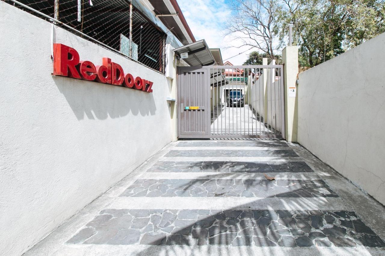 Reddoorz Plus @ A Rita Street San Juan San Juan  Luaran gambar